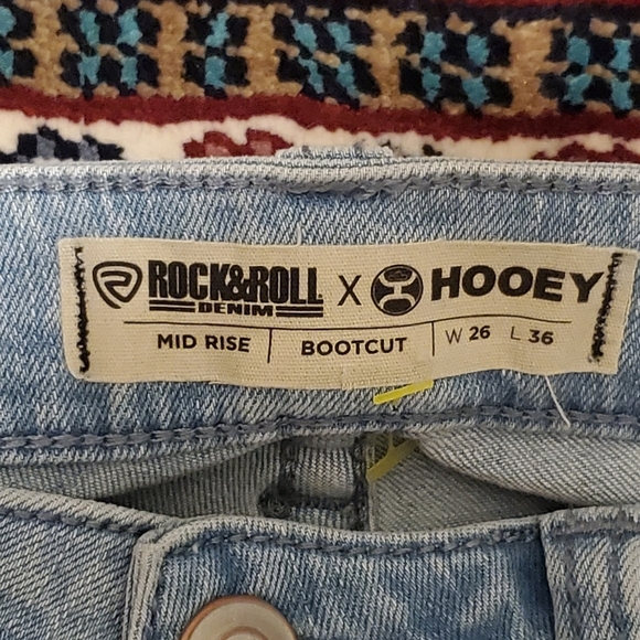 ROCK & ROLL  X  HOOEY. NWT MID RISE BOOTCUT 26 X  36. TALL LIGHT WASH. - Picture 3 of 11